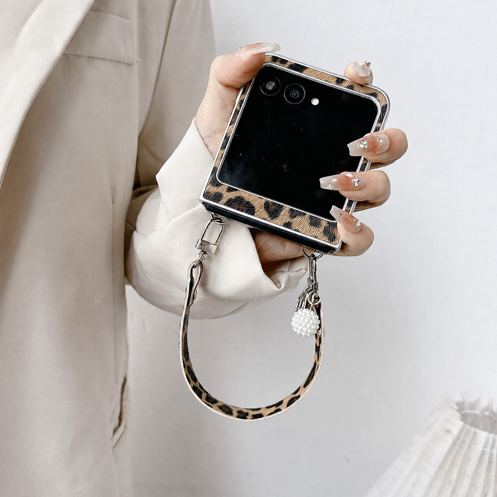 모토로라 레이저 60 50 울트라용 레오파드 프린트 접 - Phone Cases With Charms 리뷰 및 가격